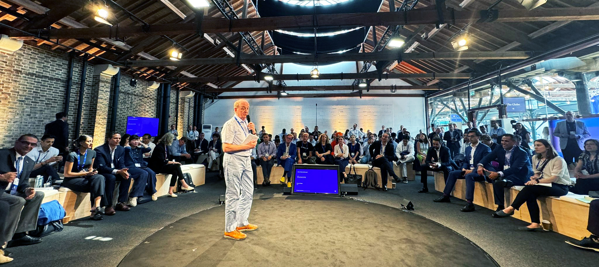 Donal O'Riain speaking at Breakthrough Summit